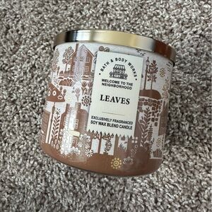 Bath and body works leaves candle 3 wick